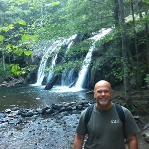 Meet your Posher, Bob